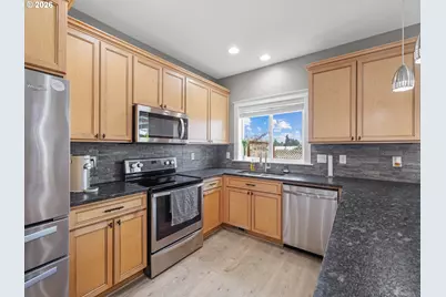 737 June Dr, Molalla, OR 97038 - Photo 12