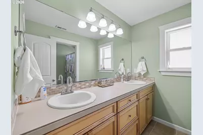 737 June Dr, Molalla, OR 97038 - Photo 28