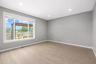 737 June Dr, Molalla, OR 97038 - Photo 18
