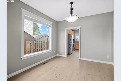 737 June Dr, Molalla, OR 97038 - Photo 8