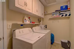 572 N Hemlock St, Cannon Beach, OR 97110 - Photo 20
