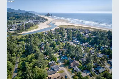 572 N Hemlock St, Cannon Beach, OR 97110 - Photo 38
