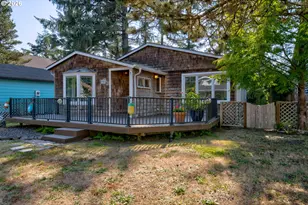 572 N Hemlock St, Cannon Beach, OR 97110 - Photo 2