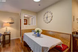572 N Hemlock St, Cannon Beach, OR 97110 - Photo 4