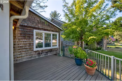 572 N Hemlock St, Cannon Beach, OR 97110 - Photo 24