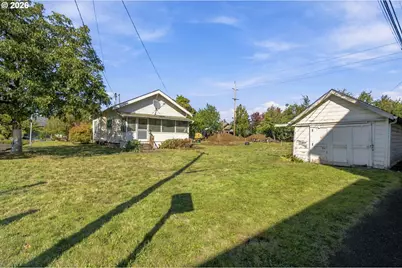 533 D St, Springfield, OR 97477 - Photo 12