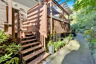 24046 NE Treehill Dr, Wood Village, OR 97060 - Photo 4