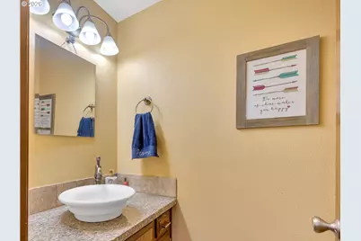 24046 NE Treehill Dr, Wood Village, OR 97060 - Photo 16