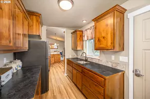 88669 Promise Pkwy, Veneta, OR 97487 - Photo 10