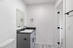 176 Allison Ave, Sutherlin, OR 97479 - Photo 16