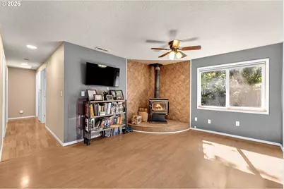 204 NE 148th Ave, Vancouver, WA 98684 - Photo 10