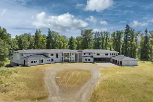 32088 SW Peach Cove Rd, West Linn, OR 97068 - Photo 2