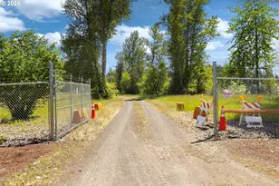 32088 SW Peach Cove Rd, West Linn, OR 97068 - Photo 24