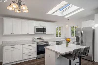 128 Evergreen Ln, Florence, OR 97439 - Photo 12