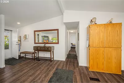 128 Evergreen Ln, Florence, OR 97439 - Photo 10