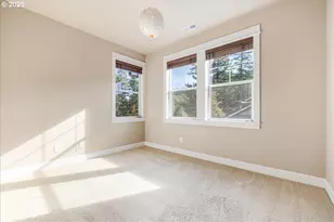 10229 SE Bristol Ln, Happy Valley, OR 97086 - Photo 18