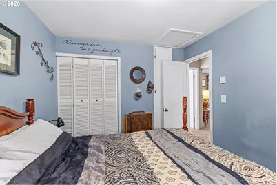 900 W 17th St, Coquille, OR 97423 - Photo 18