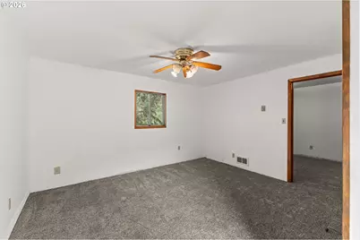 900 W 17th St, Coquille, OR 97423 - Photo 24