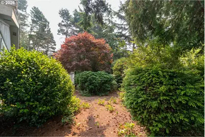 4792 Rhododendron Loop, Florence, OR 97439 - Photo 6