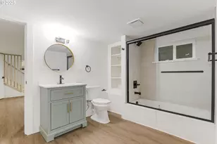 7319 N Polk Ave, Portland, OR 97203 - Photo 26