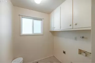 3392 Onyx Pl, Eugene, OR 97405 - Photo 28