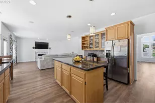 12404 SE Blaine Dr, Clackamas, OR 97015 - Photo 18
