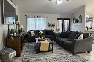 717 W Pheasant Ave, Hermiston, OR 97838 - Photo 2