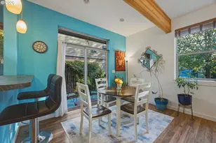 2060 Martha Ln, Hood River, OR 97031 - Photo 10