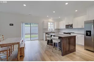 1119 W 15th St, La Center, WA 98629 - Photo 14