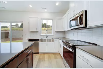 1119 W 15th St, La Center, WA 98629 - Photo 14