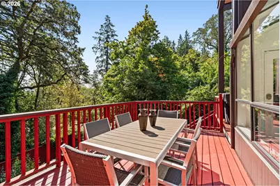 1675 Fircrest Dr, Eugene, OR 97403 - Photo 36