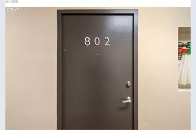 1205 SW Cardinell Dr #802, Portland, OR 97201 - Photo 4