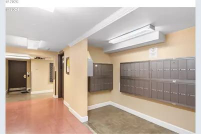 1205 SW Cardinell Dr #802, Portland, OR 97201 - Photo 38