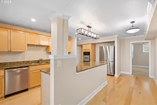 1205 SW Cardinell Dr, Portland, OR 97201 - Photo 12