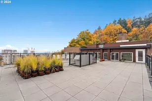 1205 SW Cardinell Dr, Portland, OR 97201 - Photo 32