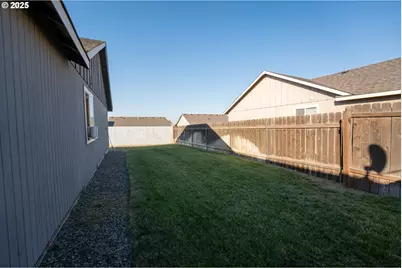 289 Dark Canyon Ave, Umatilla, OR 97882 - Photo 22