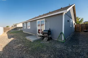 289 Dark Canyon Ave, Umatilla, OR 97882 - Photo 20