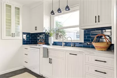 1606 N Alberta St, Portland, OR 97217 - Photo 10