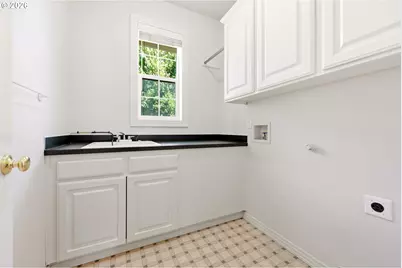 12388 SE Spencer Ct, Happy Valley, OR 97086 - Photo 6