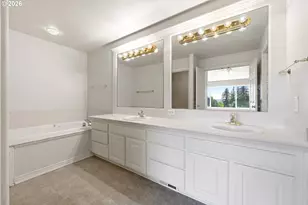 12388 SE Spencer Ct, Happy Valley, OR 97086 - Photo 10