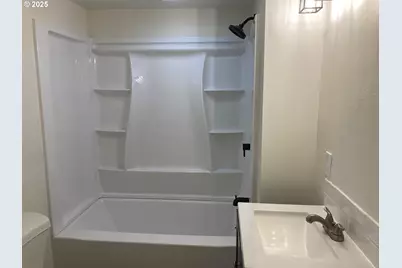 295 Knapp Ln, Eugene, OR 97404 - Photo 6