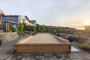 3301 NW Hidden Lake Dr, Waldport, OR 97394 - Photo 40