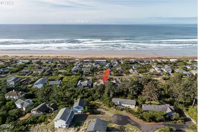 3301 NW Hidden Lake Dr, Waldport, OR 97394 - Photo 46