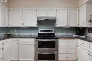 3301 NW Hidden Lake Dr, Waldport, OR 97394 - Photo 14