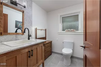 3301 NW Hidden Lake Dr, Waldport, OR 97394 - Photo 32