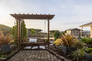 3301 NW Hidden Lake Dr, Waldport, OR 97394 - Photo 38