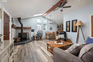 3301 NW Hidden Lake Dr, Waldport, OR 97394 - Photo 18