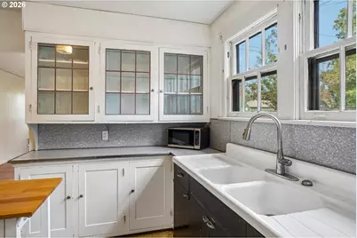 1760 C St, Salem, OR 97301 - Photo 10