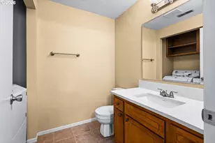 2050 Popcorn Ct NW, Salem, OR 97304 - Photo 26