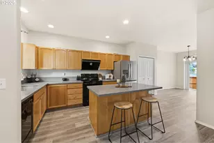 3545 SE 198th Ave, Camas, WA 98607 - Photo 8